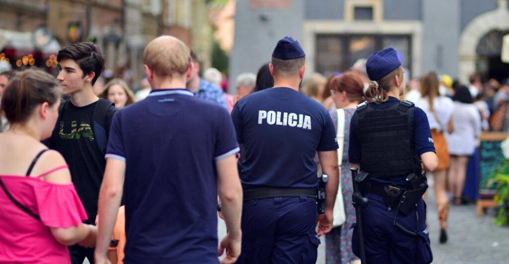 Szlachetne oblicze Policji: Świętowanie Mikołajek z podopiecznymi śląskich placówek opiekuńczo-wychowawczych